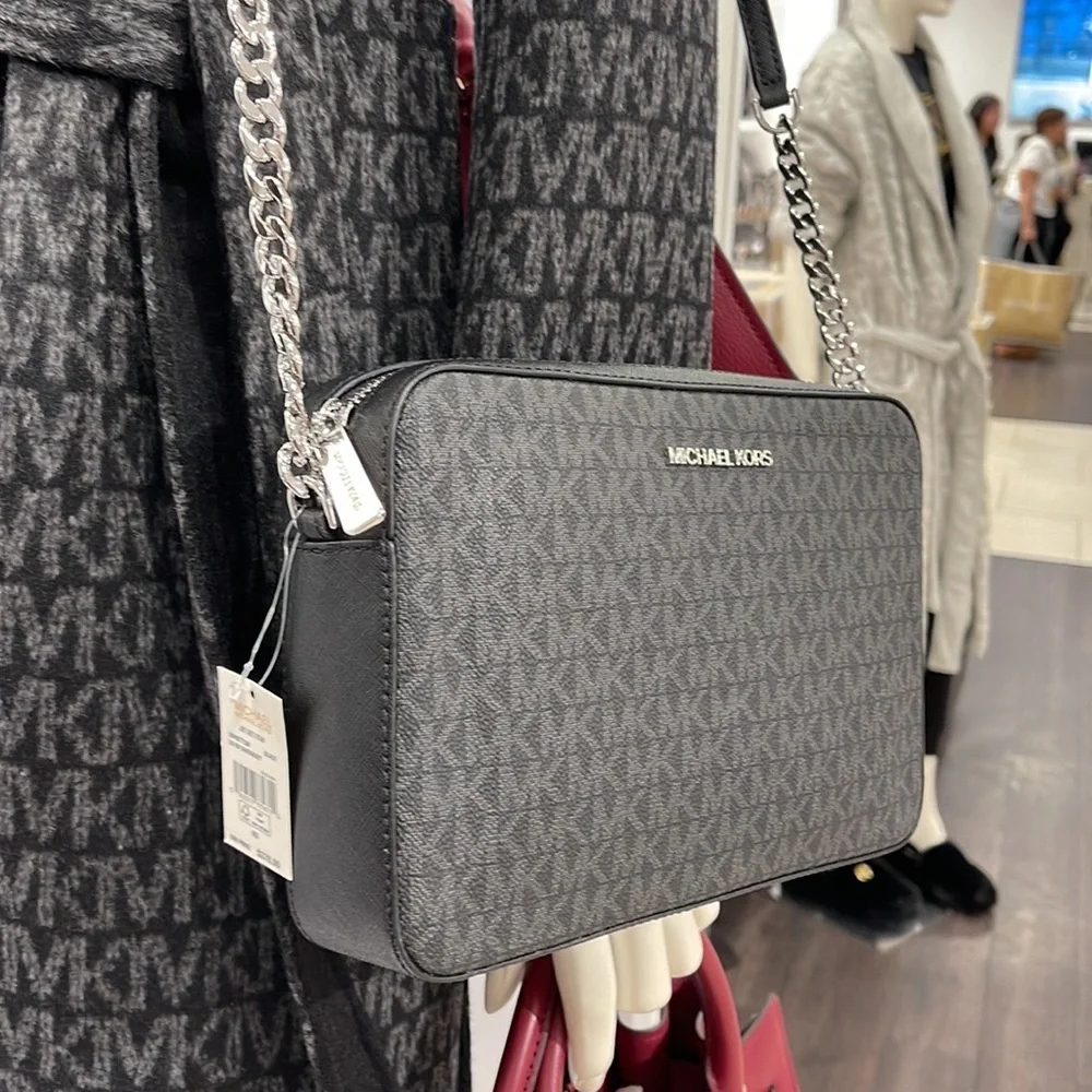 Michael Kors Jet Set Item Large East West Zip Crossbody Black Signature 
Color - Picture 12 of 16